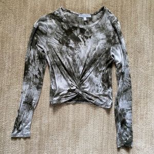 Long sleeve midriff tie dyed top w/Front Knot